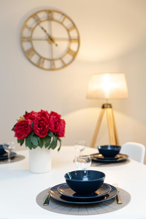 Le Petit Barclay - Appartement Prive De 45 M2 - 2 A 4 Personnes - Parking Gratuit Metz Eksteriør billede